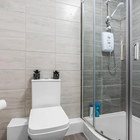 Modern Flat - Sleeps 6