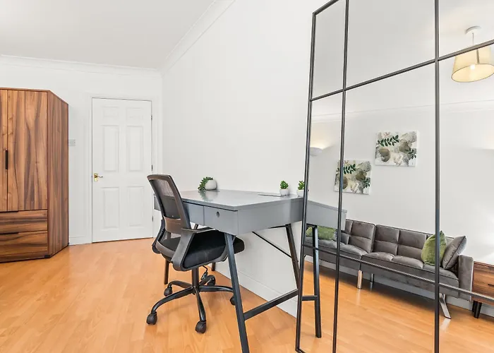 Centre - Free Parking - Close To Arena - Sleeps 6 Leeds (West Yorkshire)