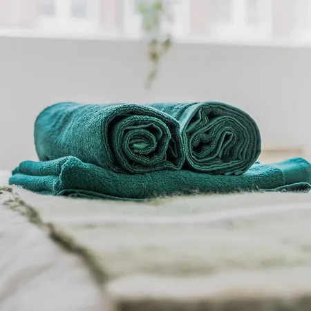 Centre - Free Parking - Close To Arena - Sleeps 6 * Лідс